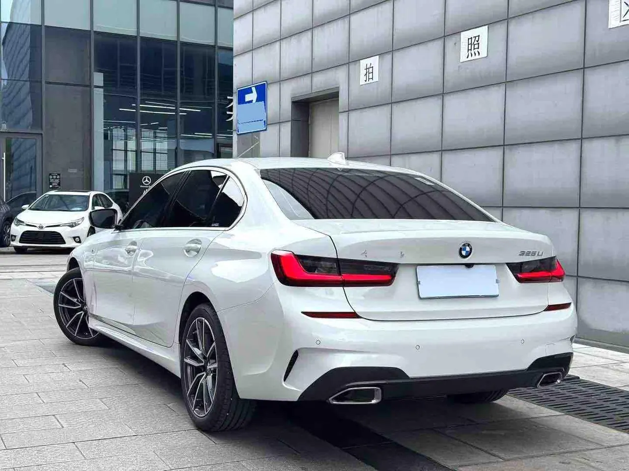 BMW 3 Series 2022 325Li 2.0T M Sports Suit (Modified) Automatic Gear 7