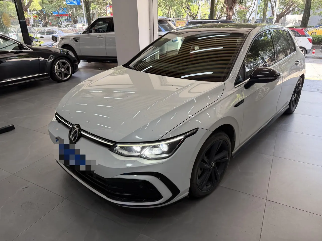 Volkswagen 2021 Golf 8 R-Line 1.4TSI 280TSI Automatic - View 1