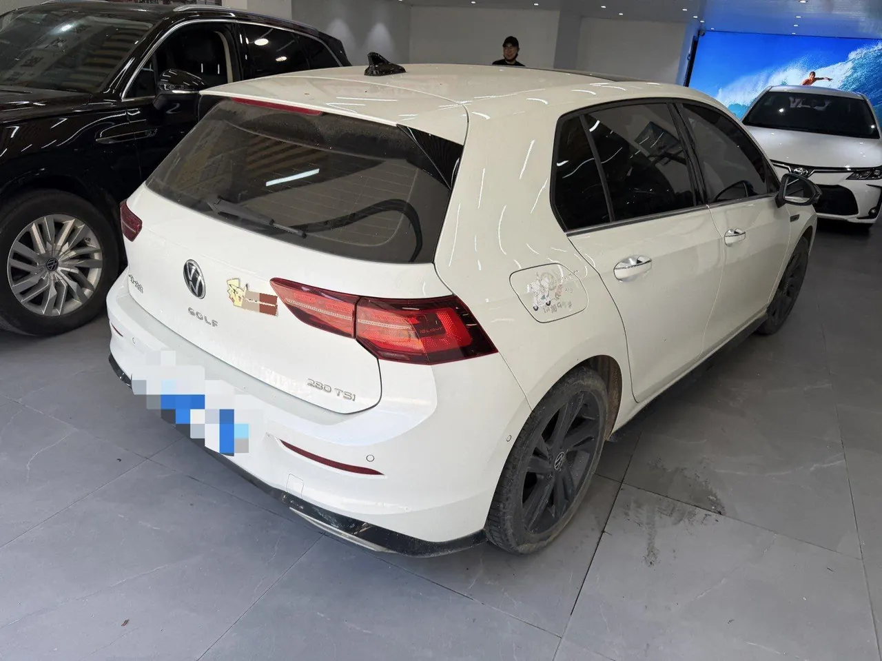 Volkswagen 2021 Golf 8 R-Line 1.4TSI 280TSI Automatic 5