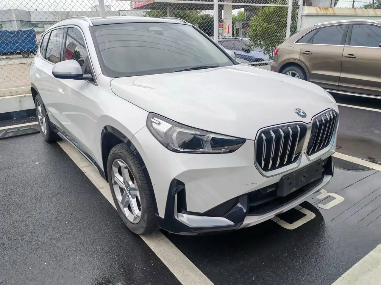 BMW 2024 X1 sDrive20Li 1.5T X design set automatic gear 3