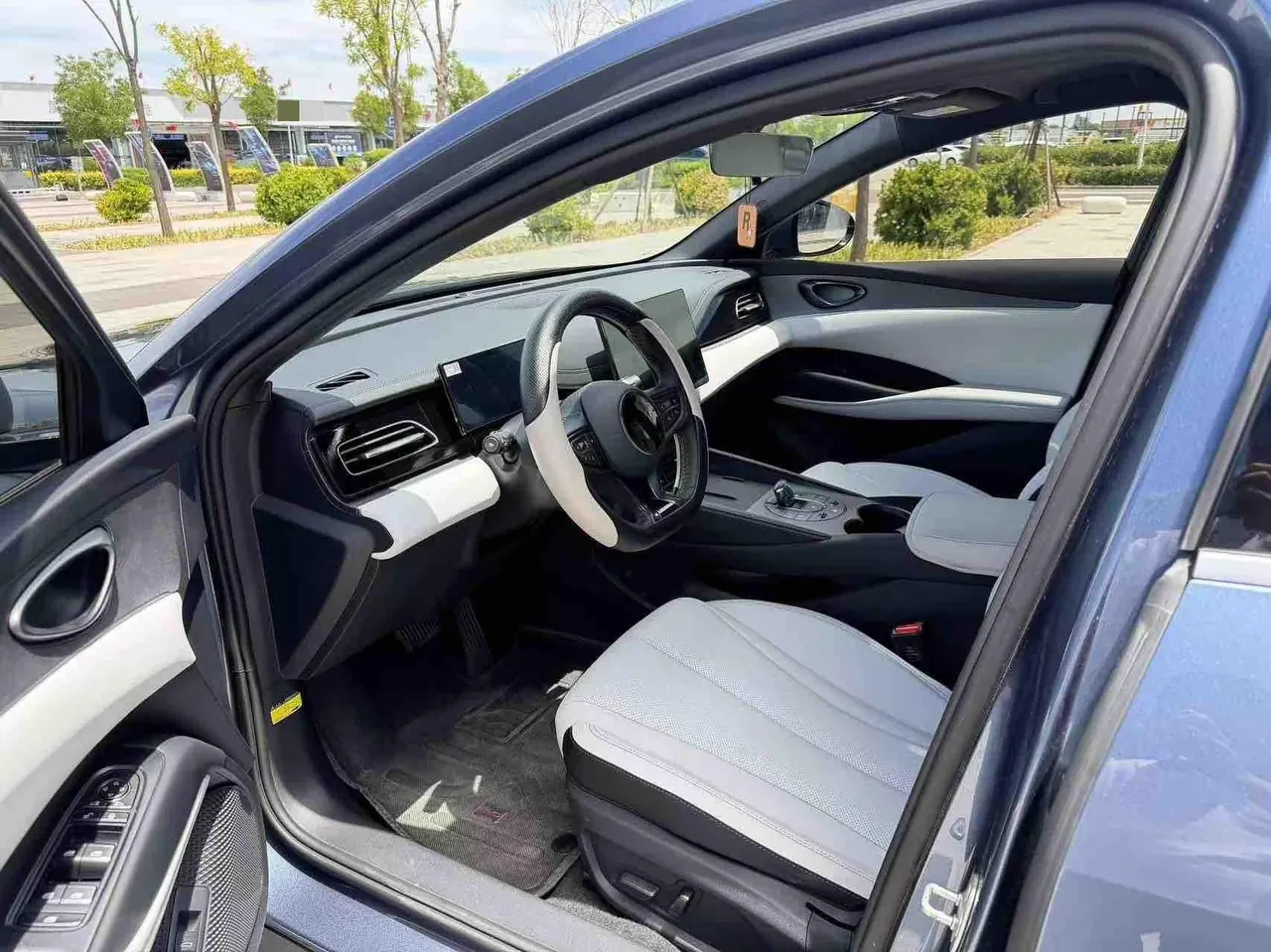 BYD 2024 Seal 06 DM-i 1.5 Stepless 120KM Honorable Automatic Gear 6