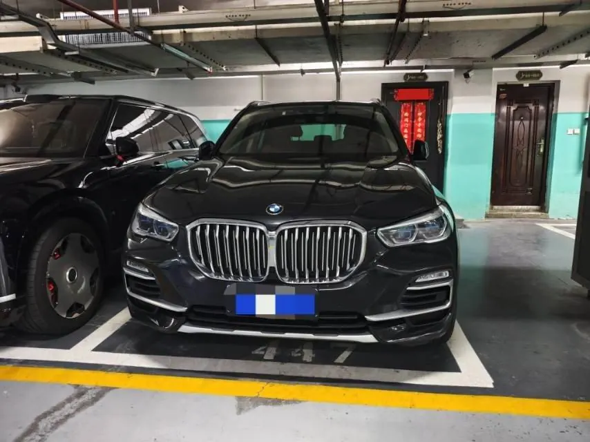 BMW X5 (Imported) 2020 X5 xDrive30i 2.0T X Design Set Automatic Gear 2