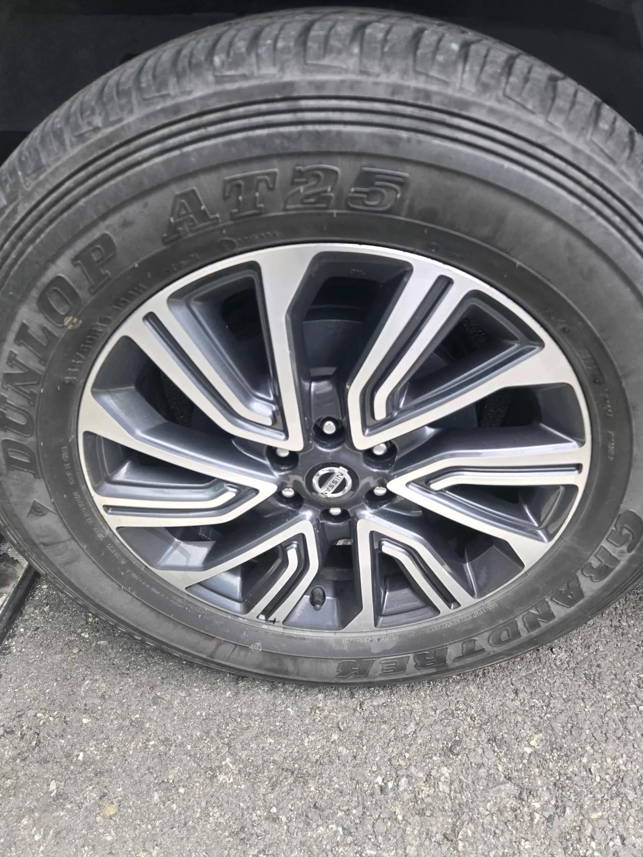 Nissan 2020 Tuda 2.5 Four-wheel Drive Flagship Automatic Gear 8