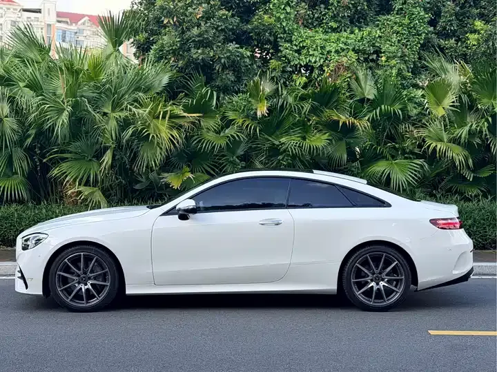 Mercedes Benz E-Class (Imported) 2023 to E -260 Coupe 4