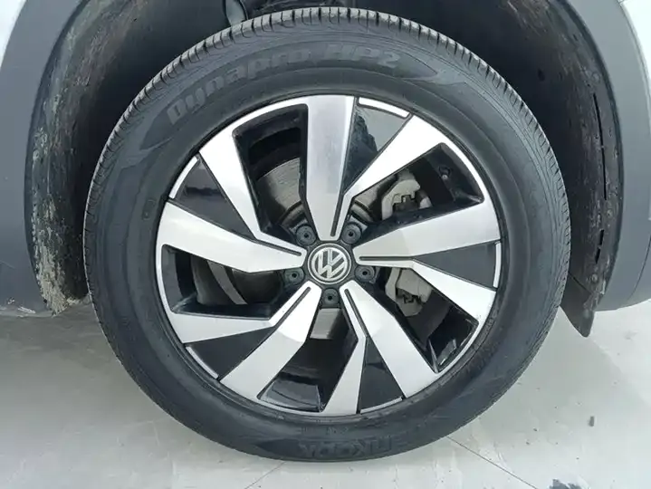 Tangyue 2020 330TSI Front-Wheel-Drive Luxury Smart Connectivity Edition 6