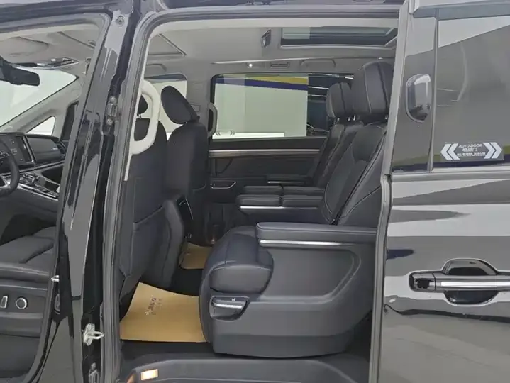 GAC Trumpchi M8 2021 Model Prestige Series 390T Supreme Edition 11
