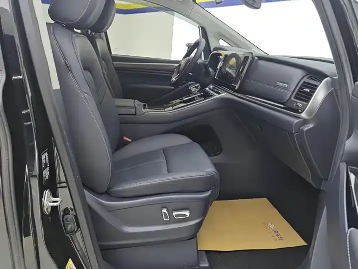 GAC Trumpchi M8 2021 Model Prestige Series 390T Supreme Edition 8