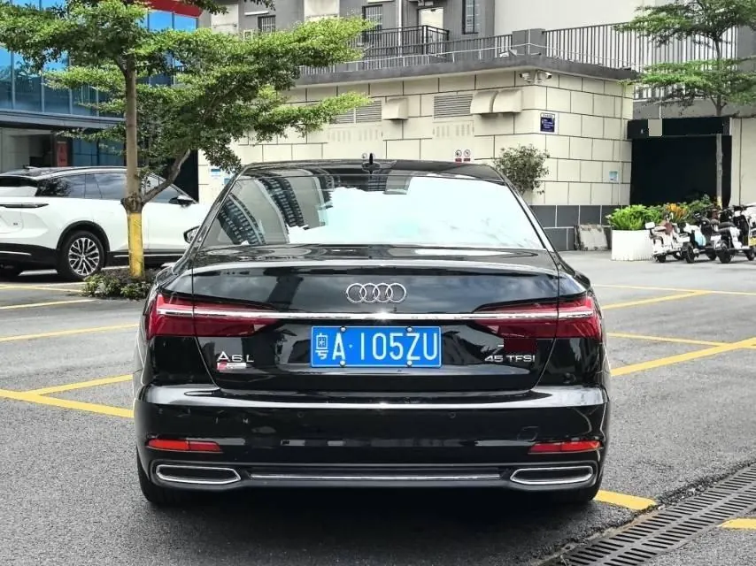 Audi 2020 A6L 2.0TFSI 45TFSI Zhenzhiya Automatic Gear 2
