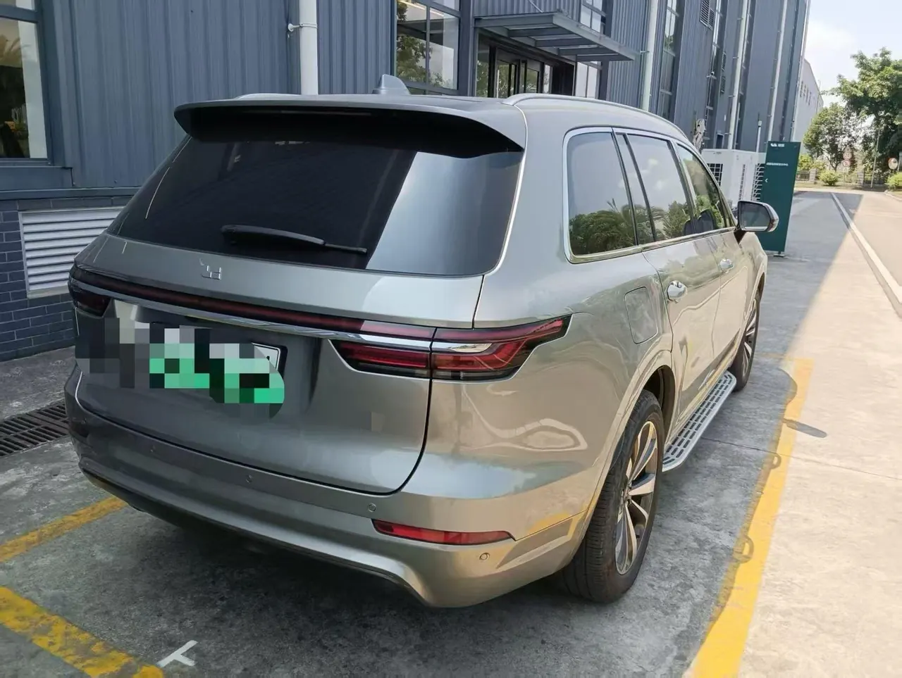 Li 2020 ONE 1.2T extended range 6-seat automatic gear 2