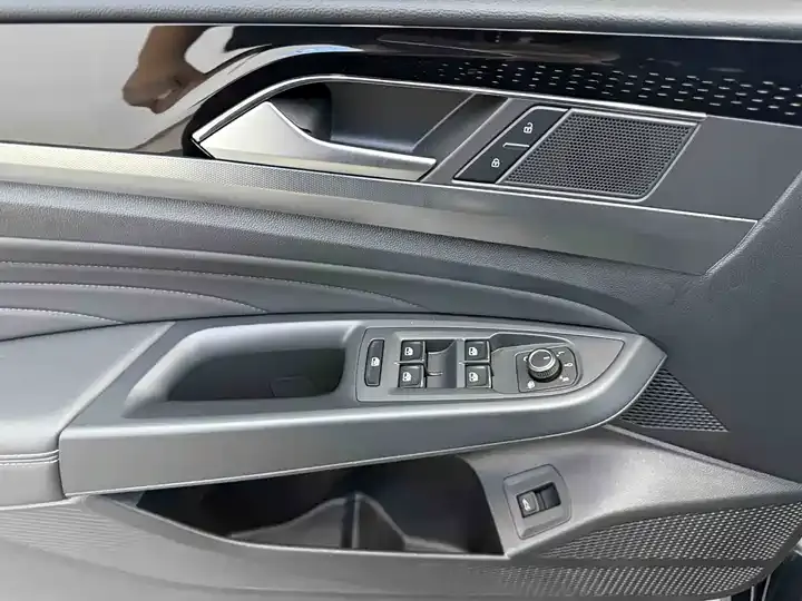 Passat 2022 280TSI Business Edition 11