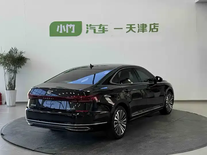 Passat 2022 280TSI Business Edition 7