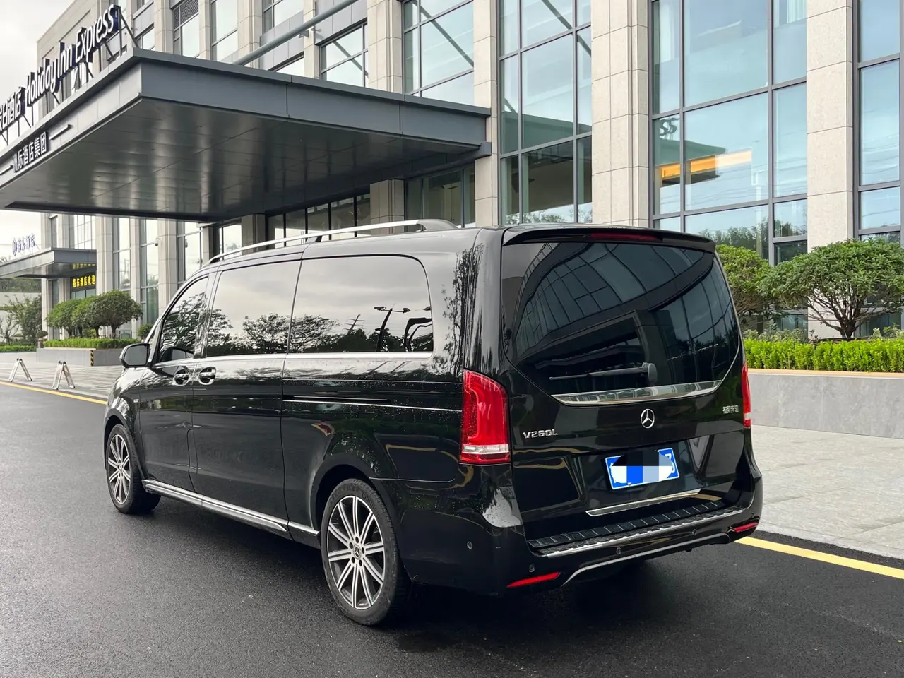 Mercedes Benz V 2022V 260 L 2.0T Deluxe Edition Automatic Gear 4