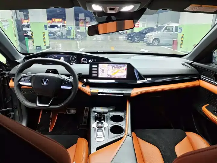 ChangAn UNI-V 2023 1.5T Sports Edition 6