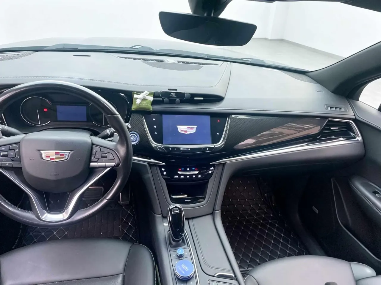 Cadillac 2020 XT6 2.0T 28T 6-seat 4-wheel drive luxury (modified) automatic gear 4