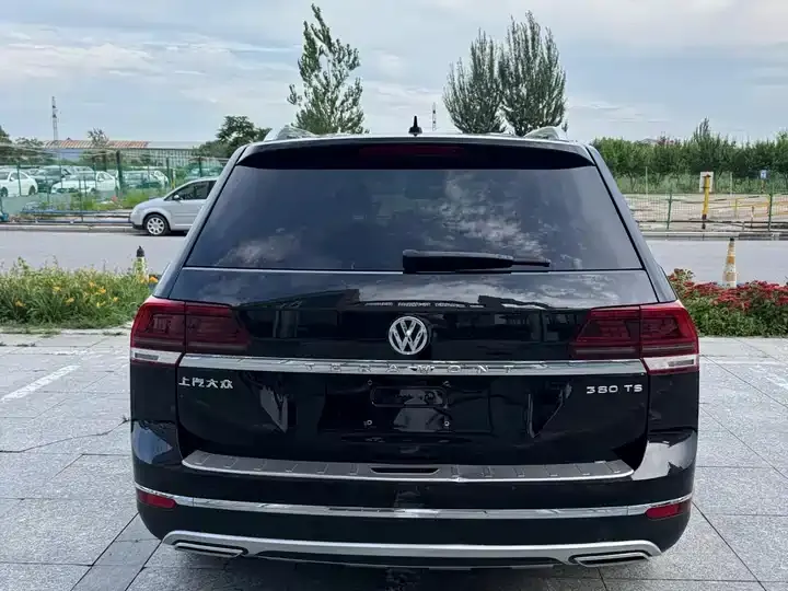 Touang 2020 380TSI 4-wheel drive deluxe national v 9