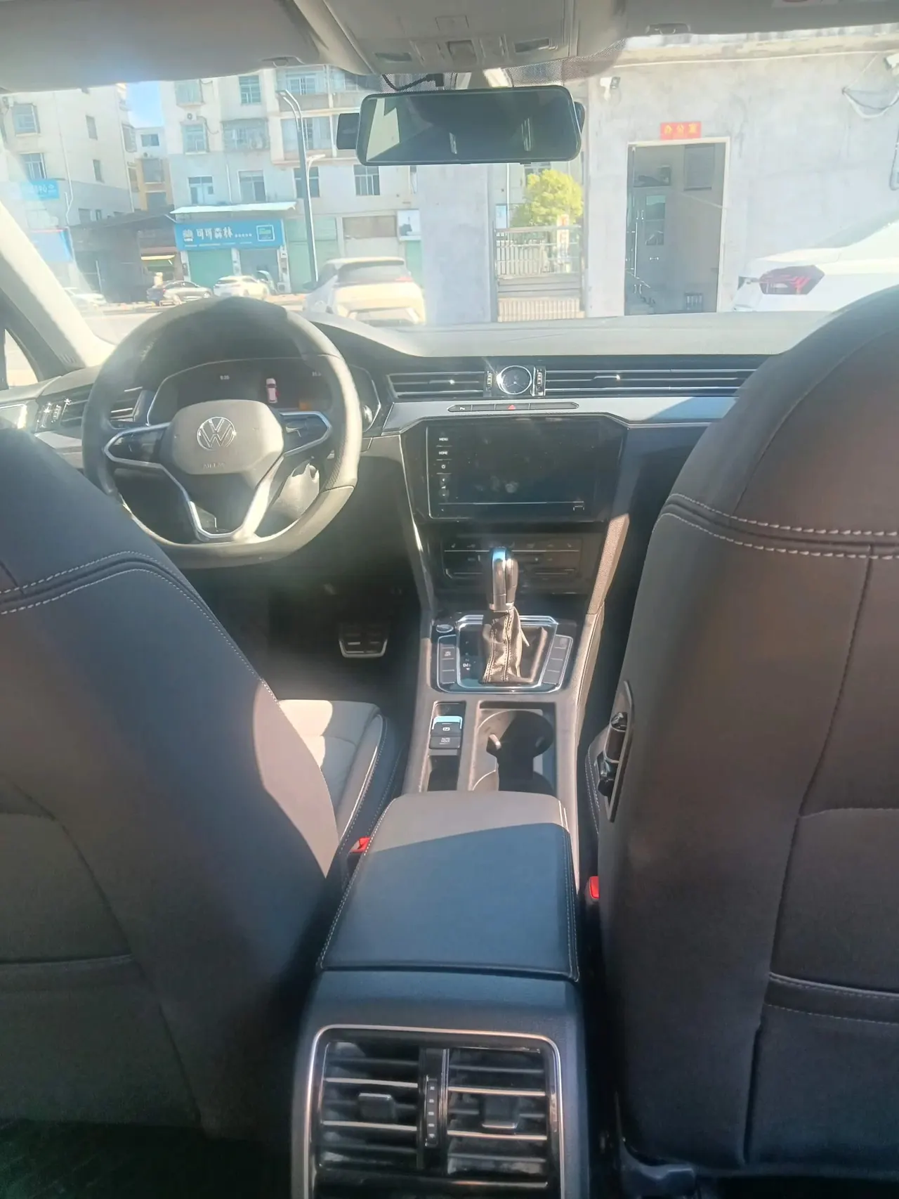 Volkswagen 2020 Magotan 2.0TSI 330TSI Leading Automatic 5