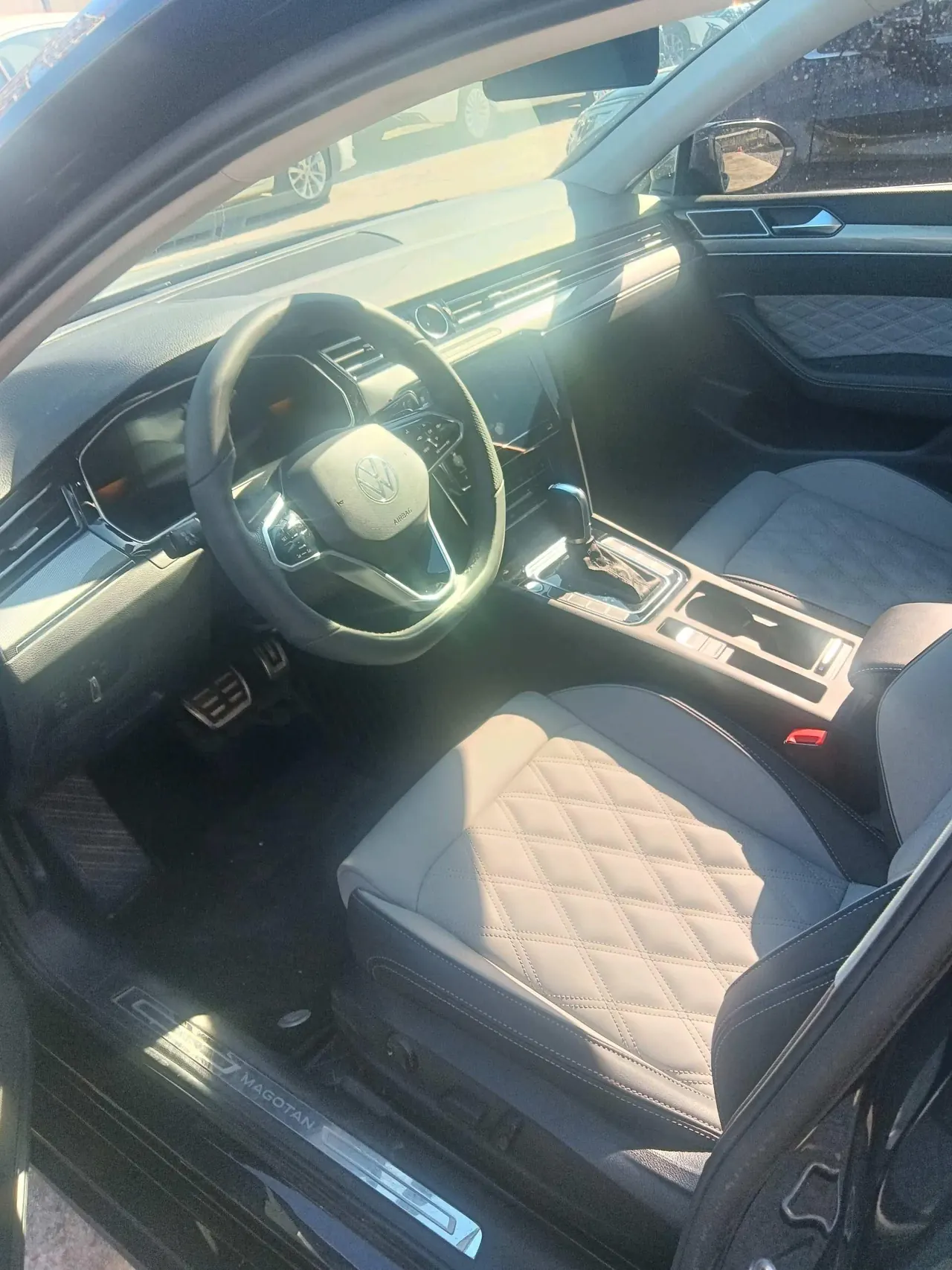 Volkswagen 2020 Magotan 2.0TSI 330TSI Leading Automatic 6