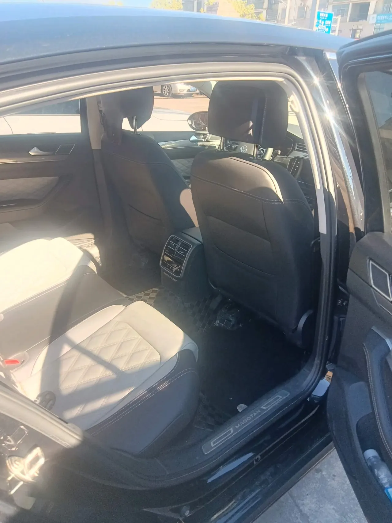 Volkswagen 2020 Magotan 2.0TSI 330TSI Leading Automatic 7