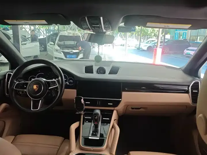 Cayenne New Energy 2019 E-Hybrid 3.0T US Standard Edition 5