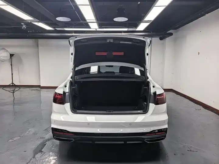 Audi A4L 2020 40 TFSI quattro Deluxe Dynamic 10