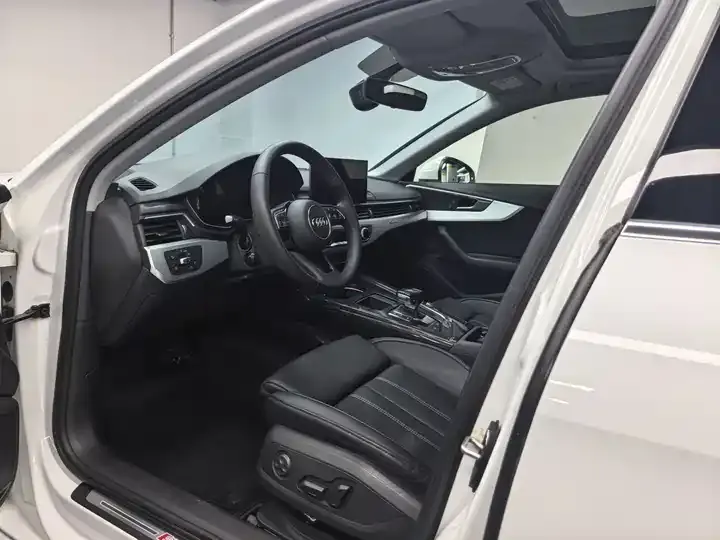 Audi A4L 2020 40 TFSI quattro Deluxe Dynamic 4
