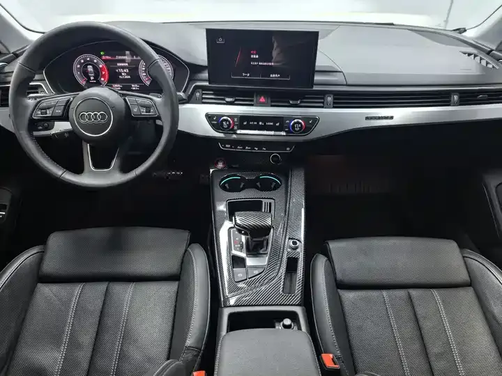 Audi A4L 2020 40 TFSI quattro Deluxe Dynamic 7