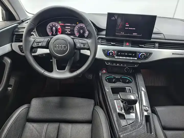 Audi A4L 2020 40 TFSI quattro Deluxe Dynamic 8