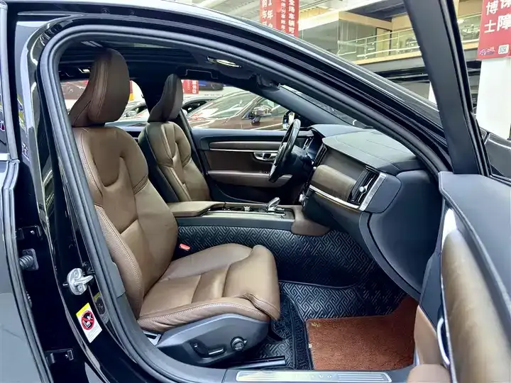 Volvo S90 2022 B5 Zhiyuan Deluxe Edition 7