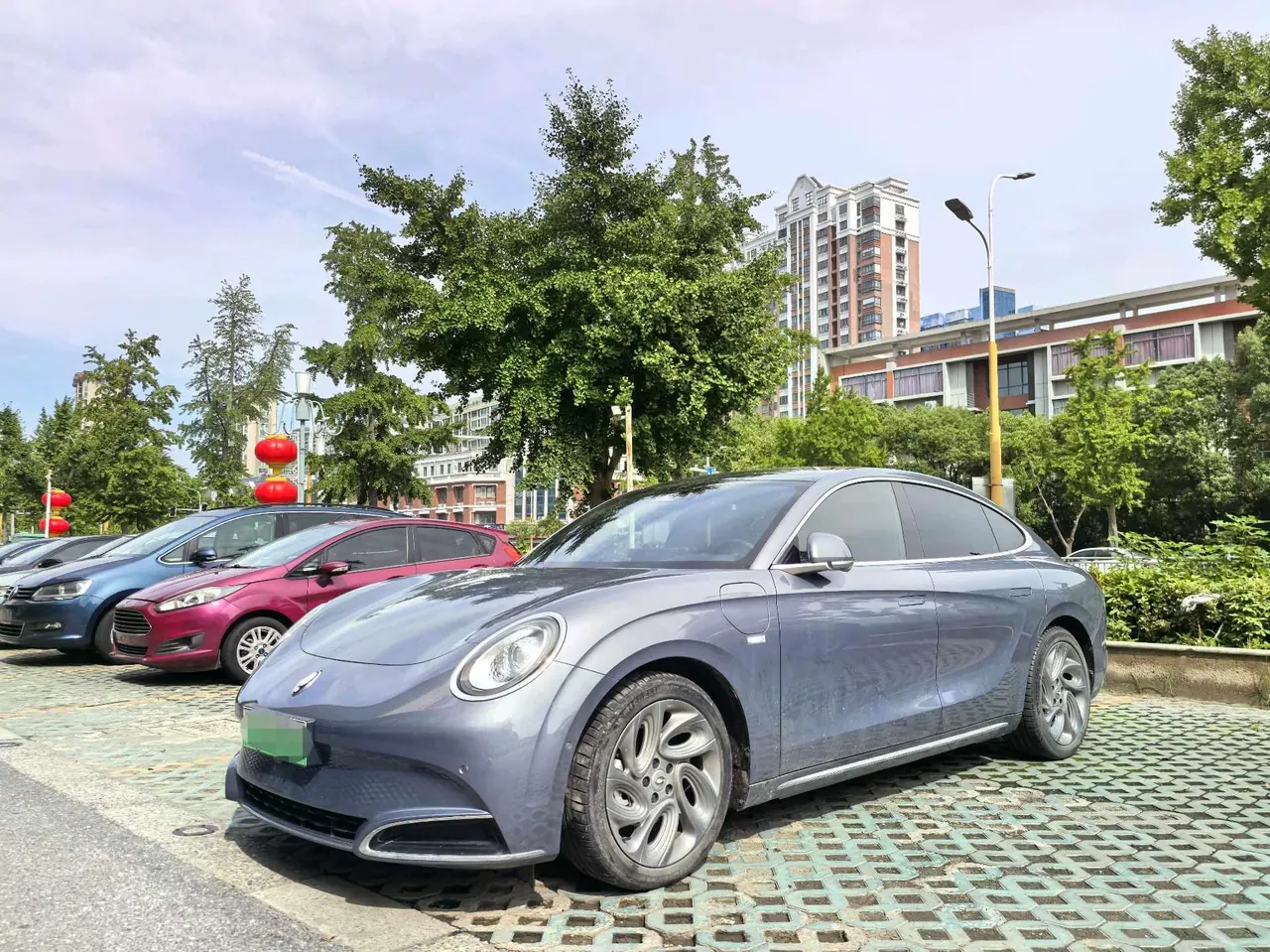 Open image lightbox: Ora 2022 Lightning Cat 555km Premium Edition Automatic Gear