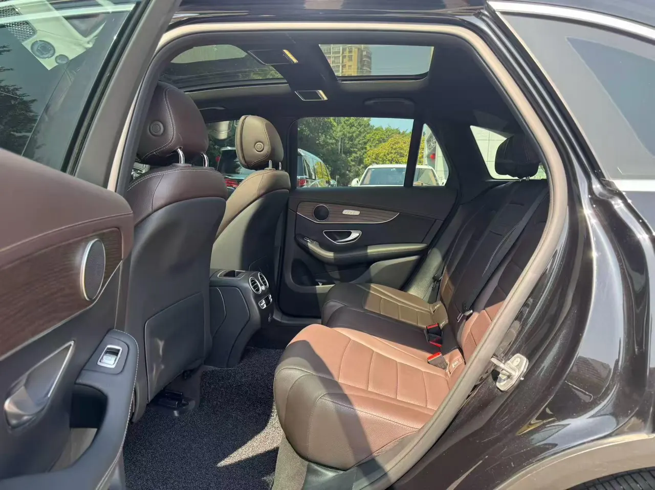 Mercedes Benz 2022 GLC 300 L 4MATIC 2.0T Dynamic (Modified) Automatic Gear 6
