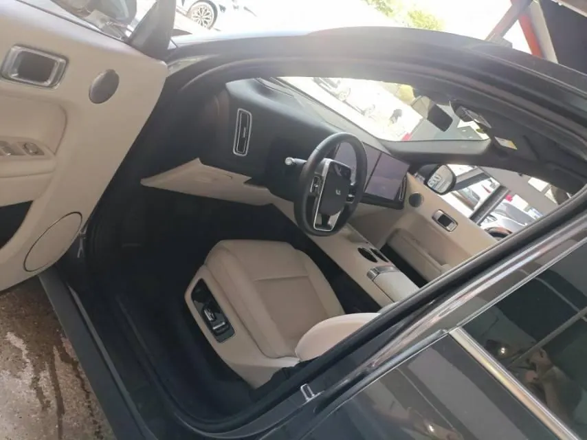 Li 2024 L8 Ultra Automatic 4