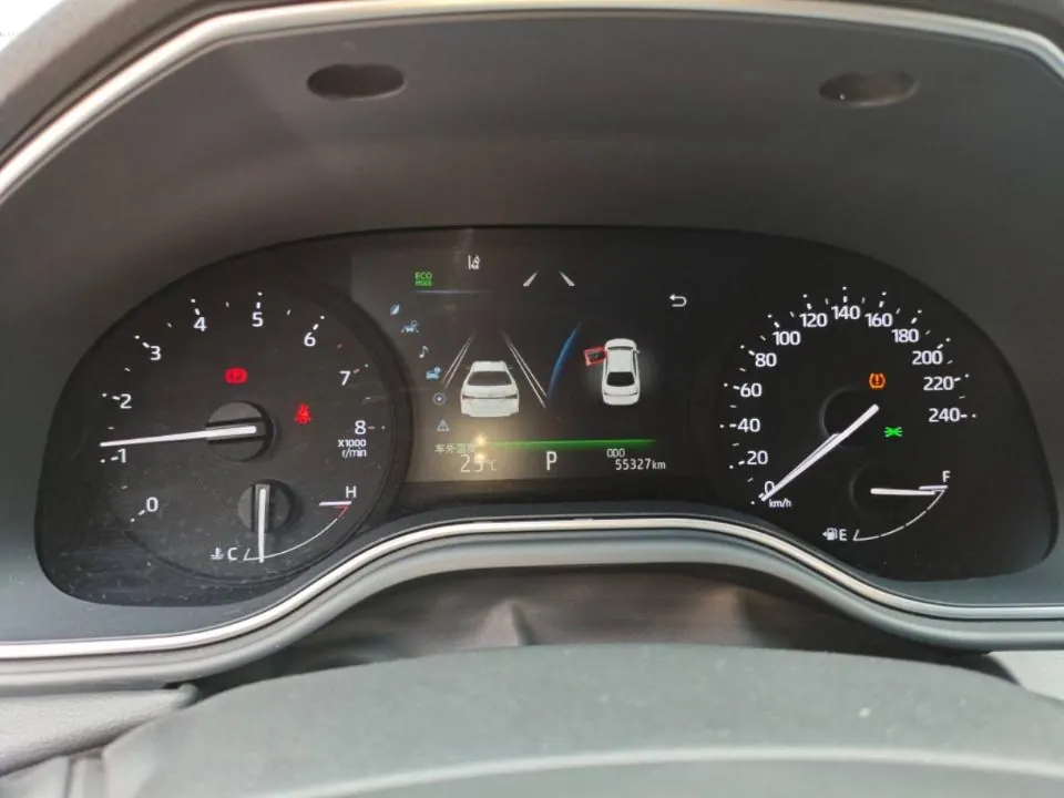 Toyota 2022 Asian Dragon 2.5 Deluxe Edition Automatic 12