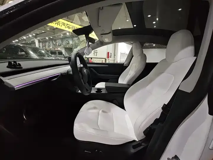 Model Y 2023 rear-wheel drive version 10