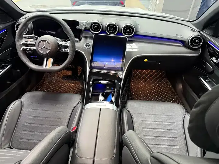 Mercedes Benz Class C 2023 C 260 L Sports Edition 11