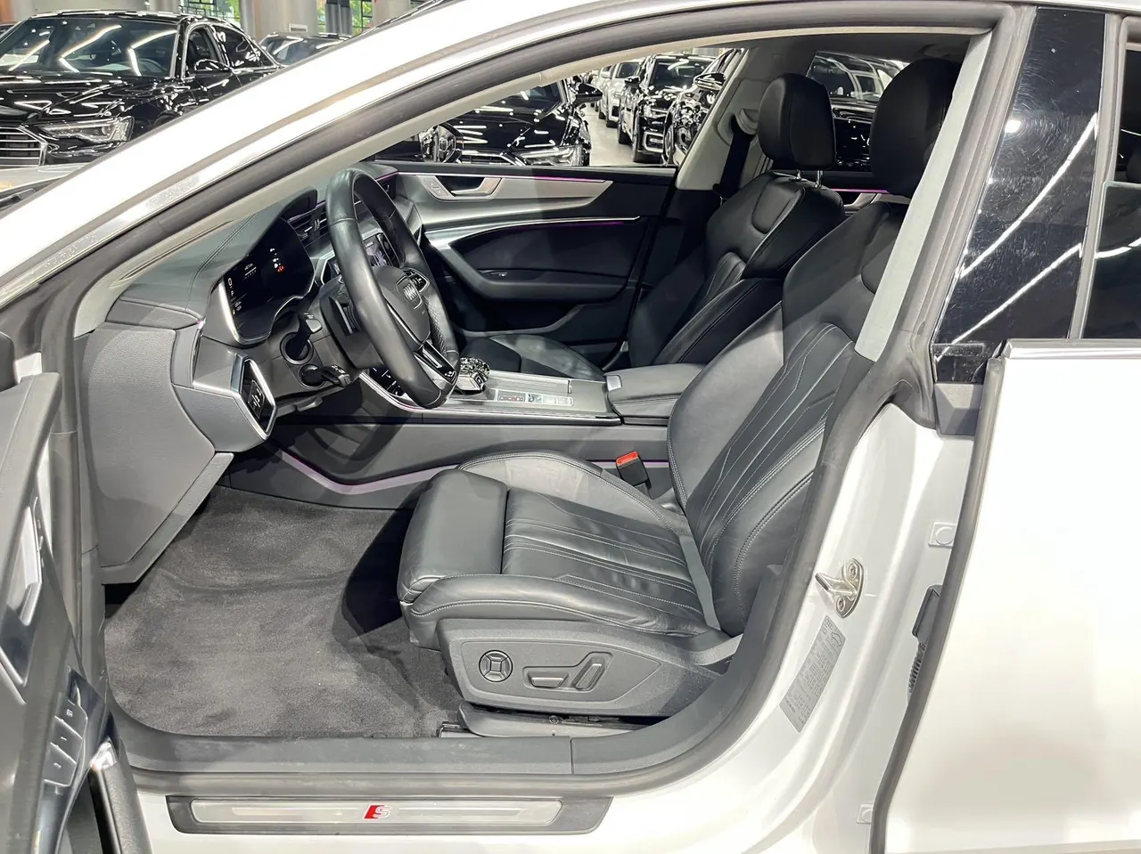 Audi A7 (Imported) 2023 A7 Sportback 2.0TFSI 45TFSI Automatic Gear Selection 4