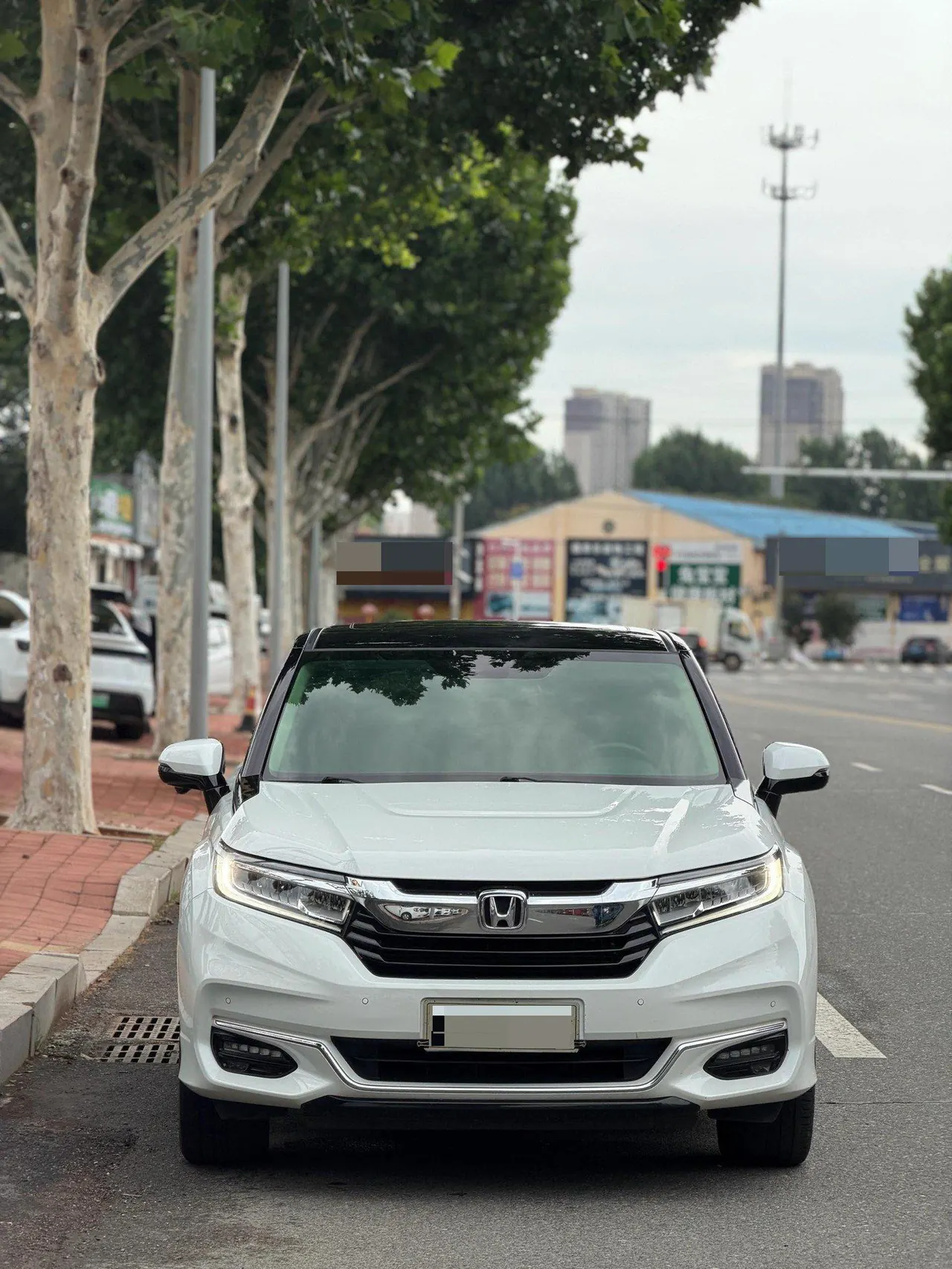 Honda 2020 Crown Road 2.0T 370TURBO Two-Drive Deluxe Automatic Gear 2
