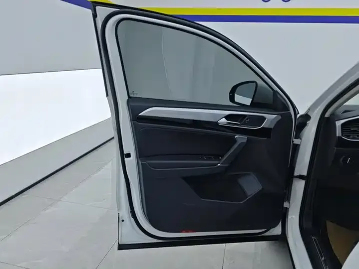 Tangyue 2020 330TSI Front-Wheel-Drive Luxury Smart Connectivity Edition 7