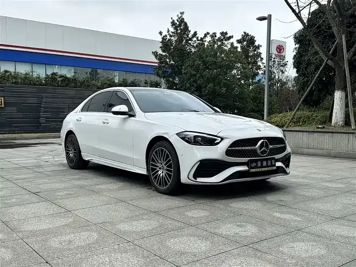Mercedes Benz Class C 2025 to C 260 L Sports Edition 3
