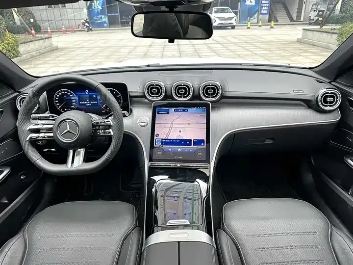 Mercedes Benz Class C 2025 to C 260 L Sports Edition 6