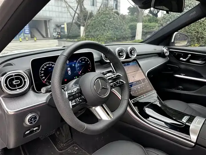 Mercedes Benz Class C 2025 to C 260 L Sports Edition 7
