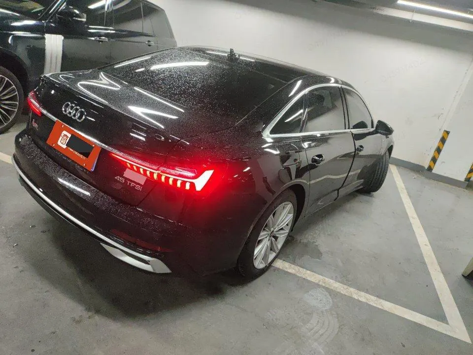 Audi 2023 A6L 2.0TFSI 45TFSI Selected Dynamic (Modified) Automatic Gear 2
