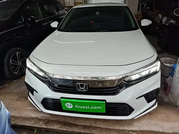 Civic 2023 240TURBO CVT Dynamic C Special Edition 3