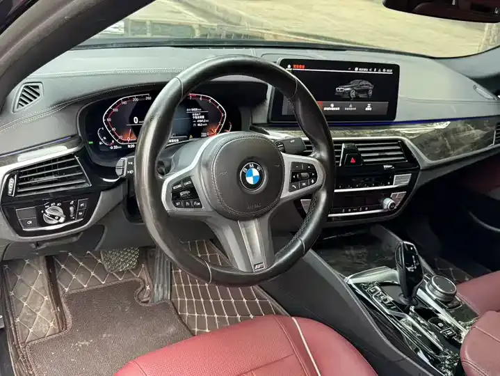 BMW 5 Series 2022 model 525Li M Sport Package 7