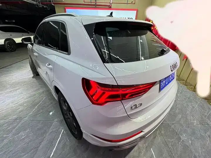 Audi Q3 2022 35 TFSI Fashion Dynamic 7