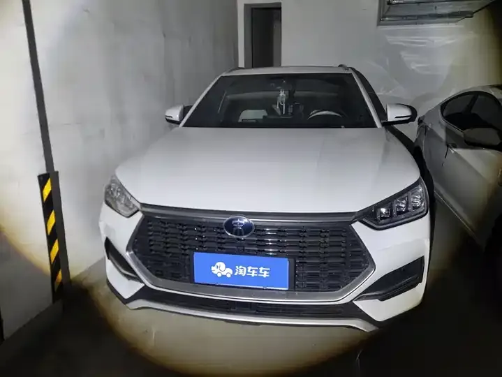 Song PLUS 2020 1.5T Automatic Honor Model 2