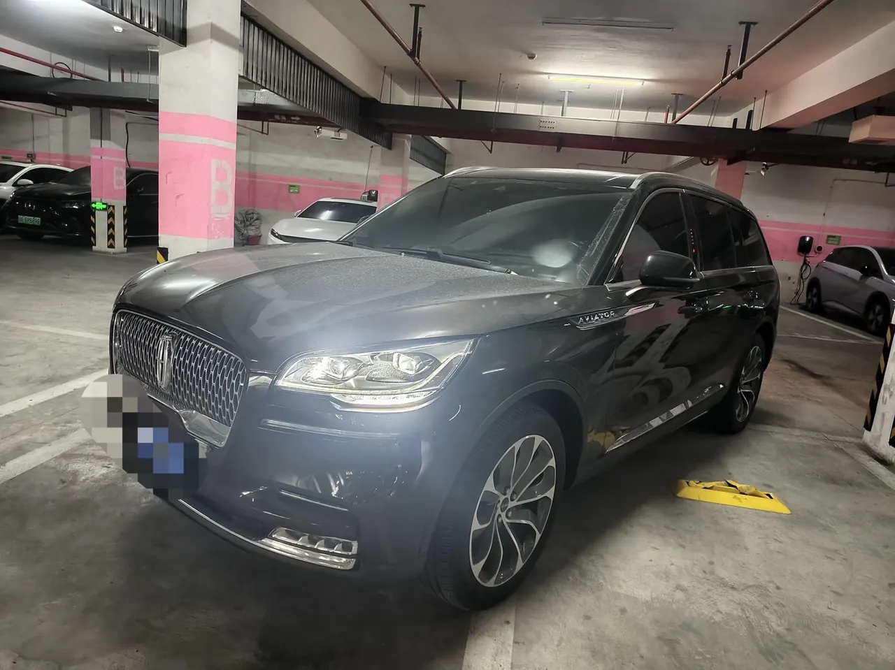 Open image lightbox: Lincoln 2020 Aviator 3.0T V6 Four-wheel Drive Administrative Edition Automatic Gear