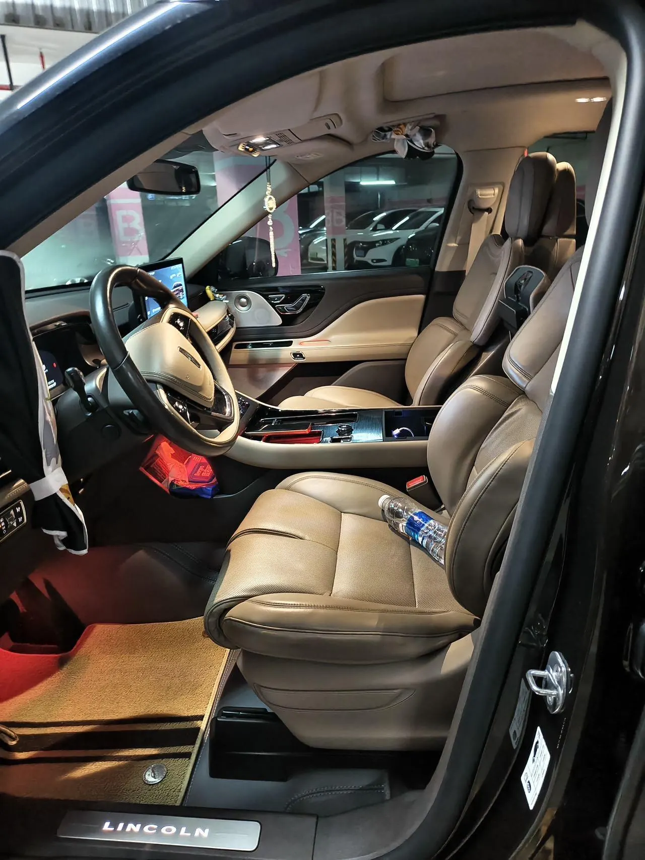 Lincoln 2020 Aviator 3.0T V6 Four-wheel Drive Administrative Edition Automatic Gear 6