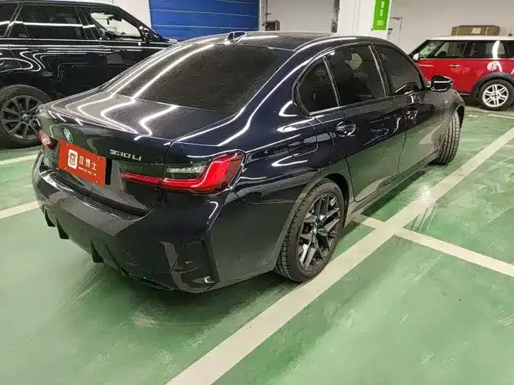 BMW 3 Series 2025 330Li M Sports Obsidian Night Suit 7