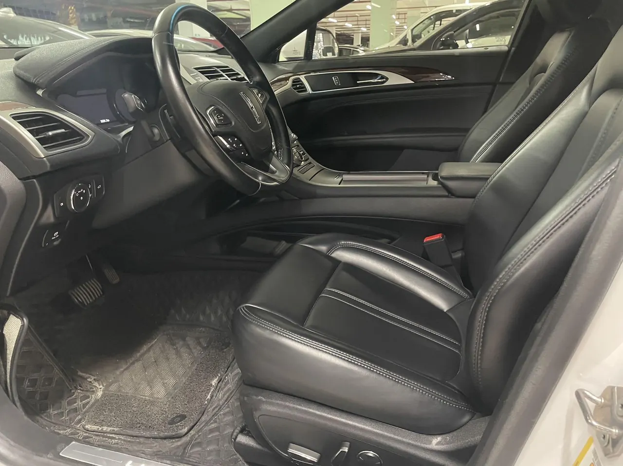 Lincoln MKZ (Imported) 2020 MKZ 2.0T Exclusive Edition Automatic Gear 2