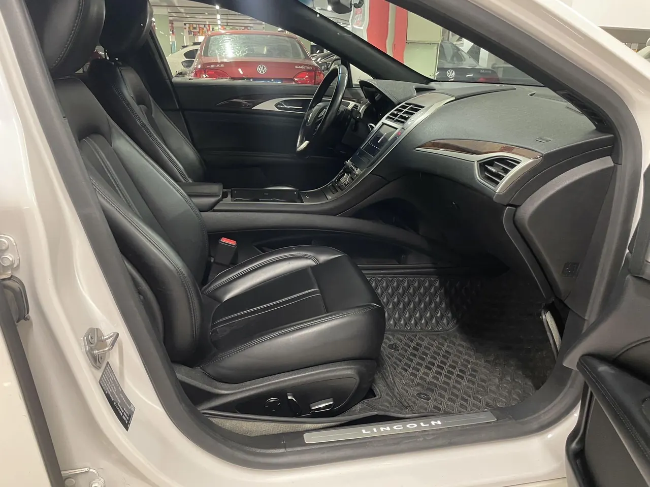 Lincoln MKZ (Imported) 2020 MKZ 2.0T Exclusive Edition Automatic Gear 5